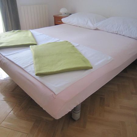 Apartment House Berry Primošten Dış mekan fotoğraf