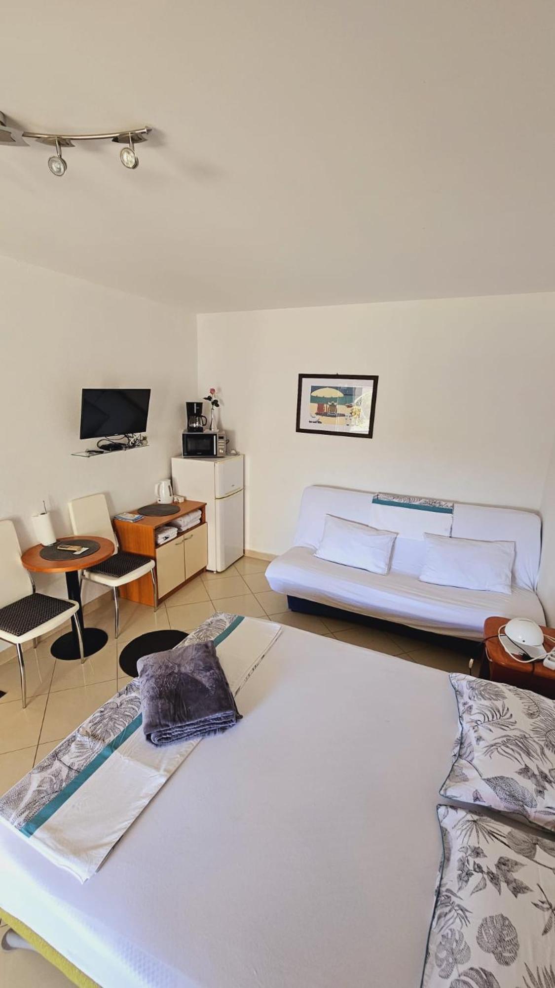 Apartment House Berry Primošten Dış mekan fotoğraf